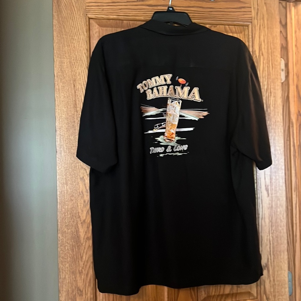 Black Tommy Bahama shirt